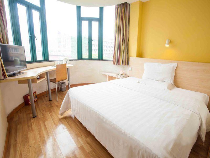 7 Days Inn Shenyang Bei Hang Commercial Street Exterior photo